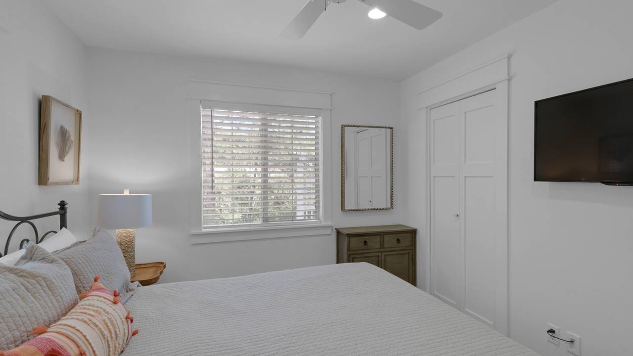 171 Seacrest King Bedroom 171 Seacrest King Bedroom