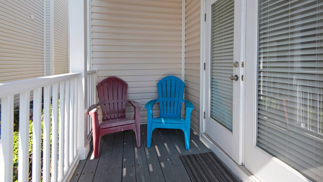 Breakaway Deck Area Breakaway Deck Area