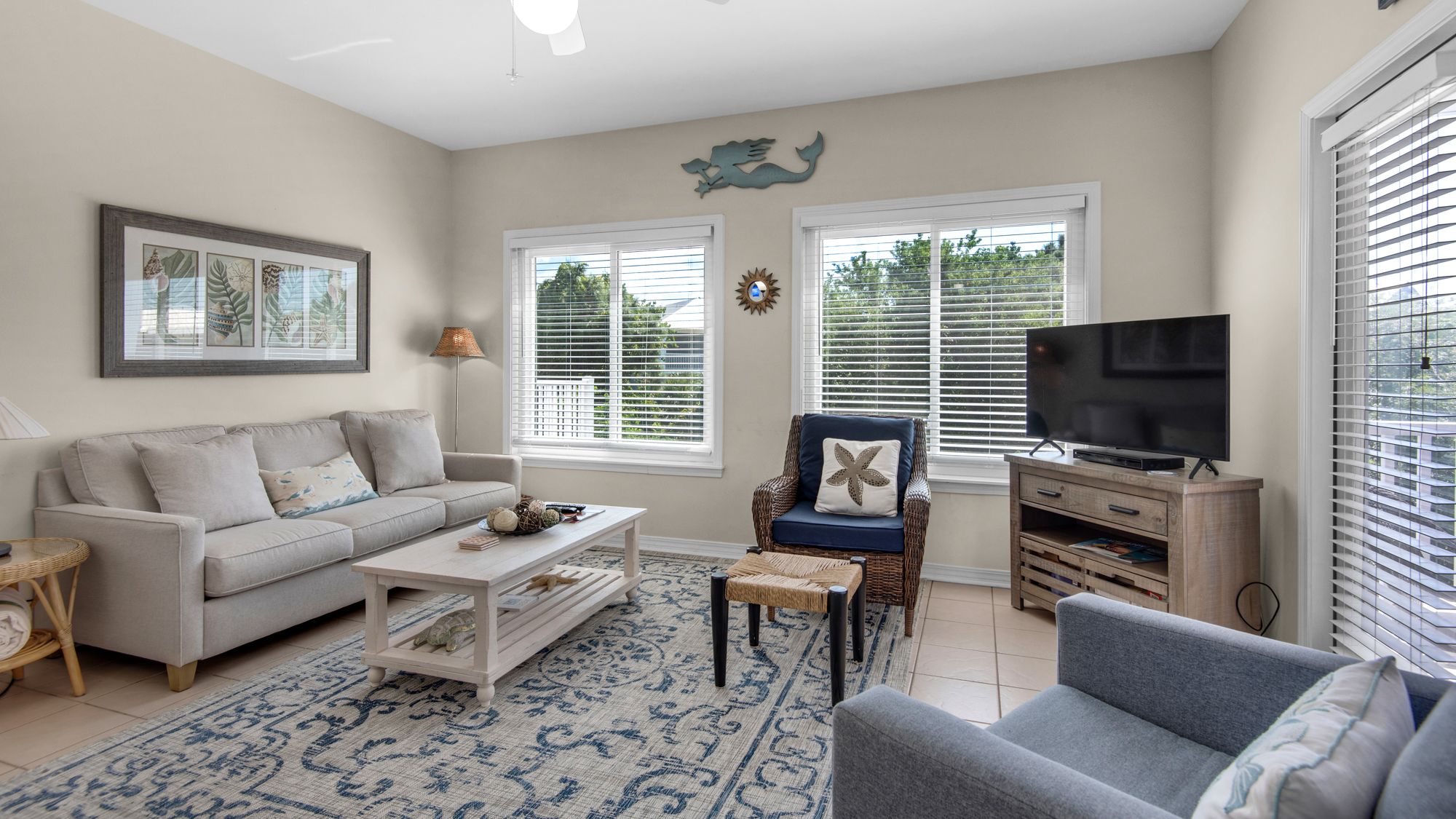 Breakaway Living Area