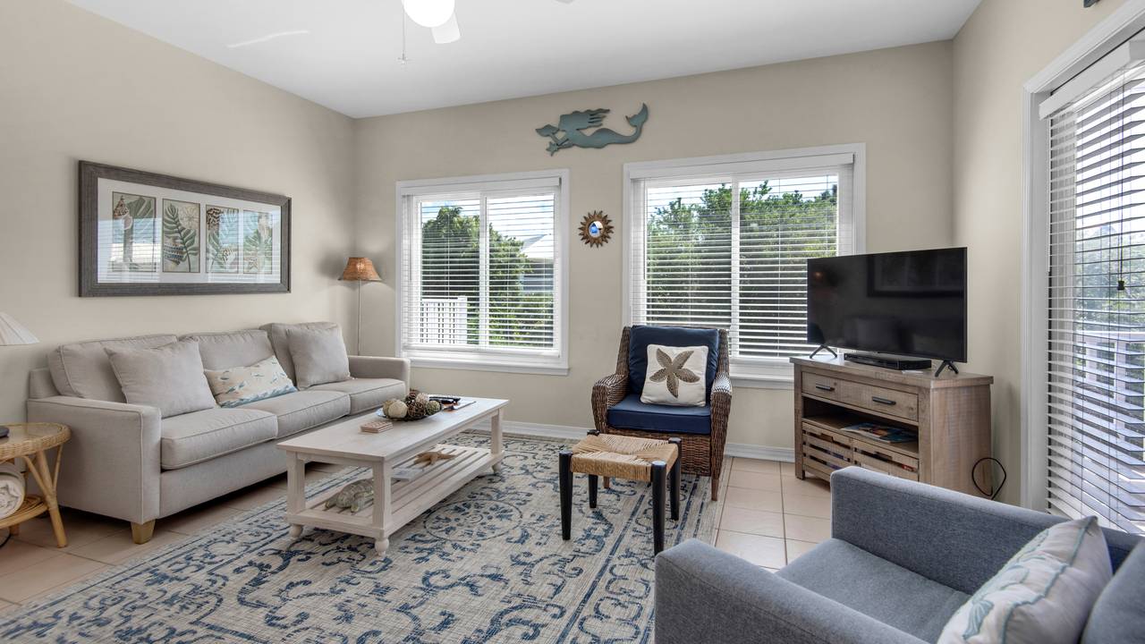 Breakaway Living Area Breakaway Living Area