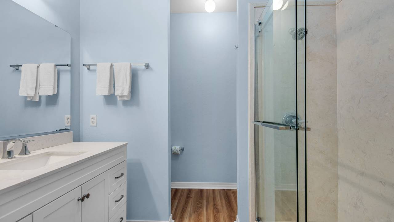 Breakaway Bathroom Breakaway Bathroom