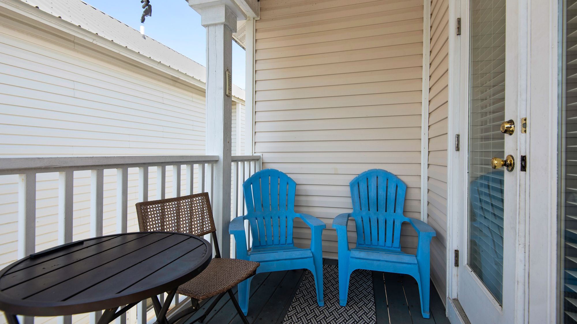 Breakaway Balcony Area