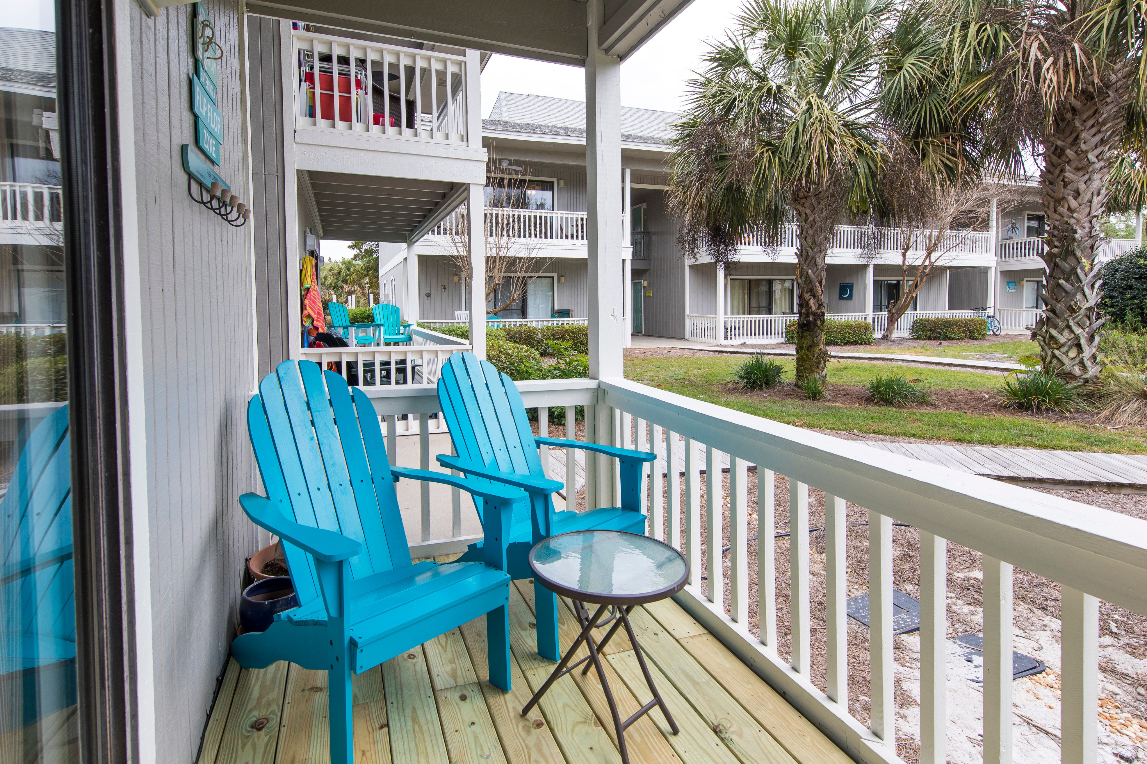Private Deck Overlooking The Courtyard