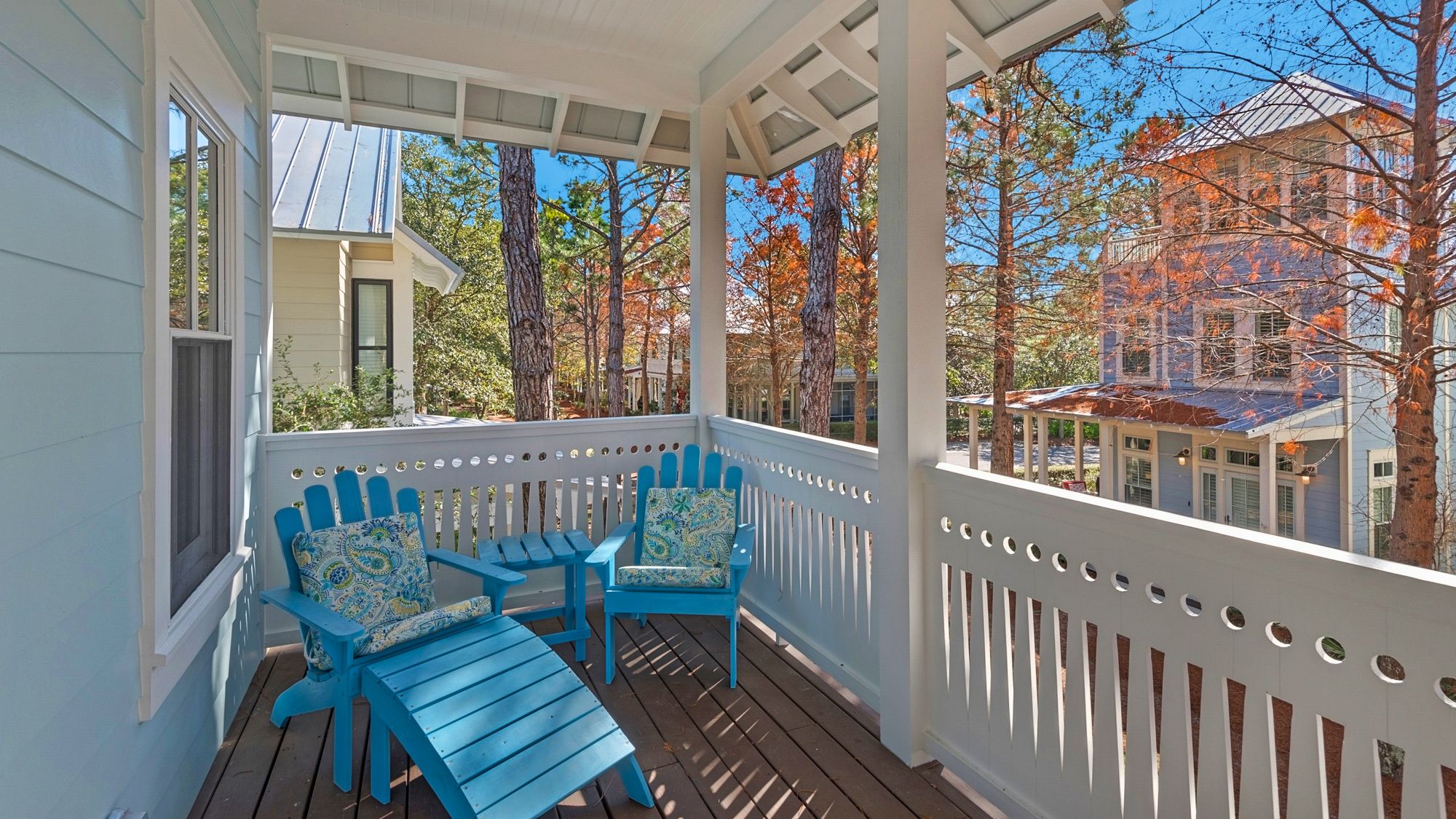 A Whales Tail Balcony