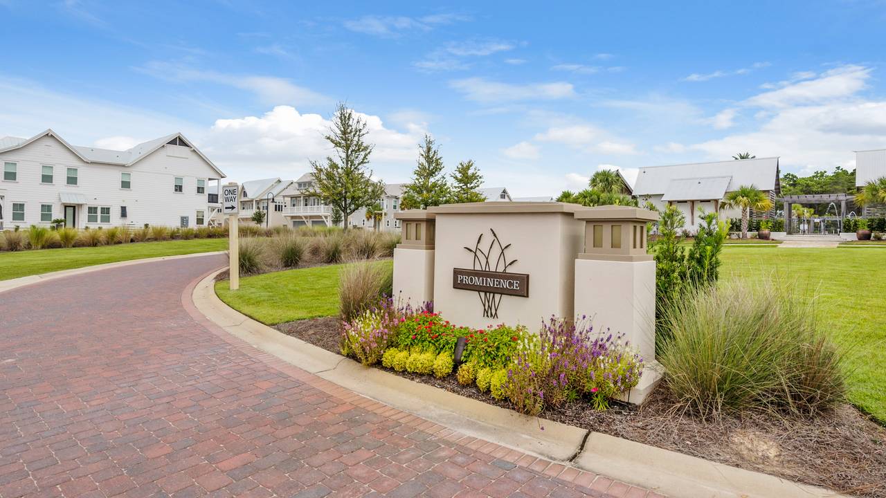 Prominence Neighborhood and Amenities Prominence Neighborhood and Amenities