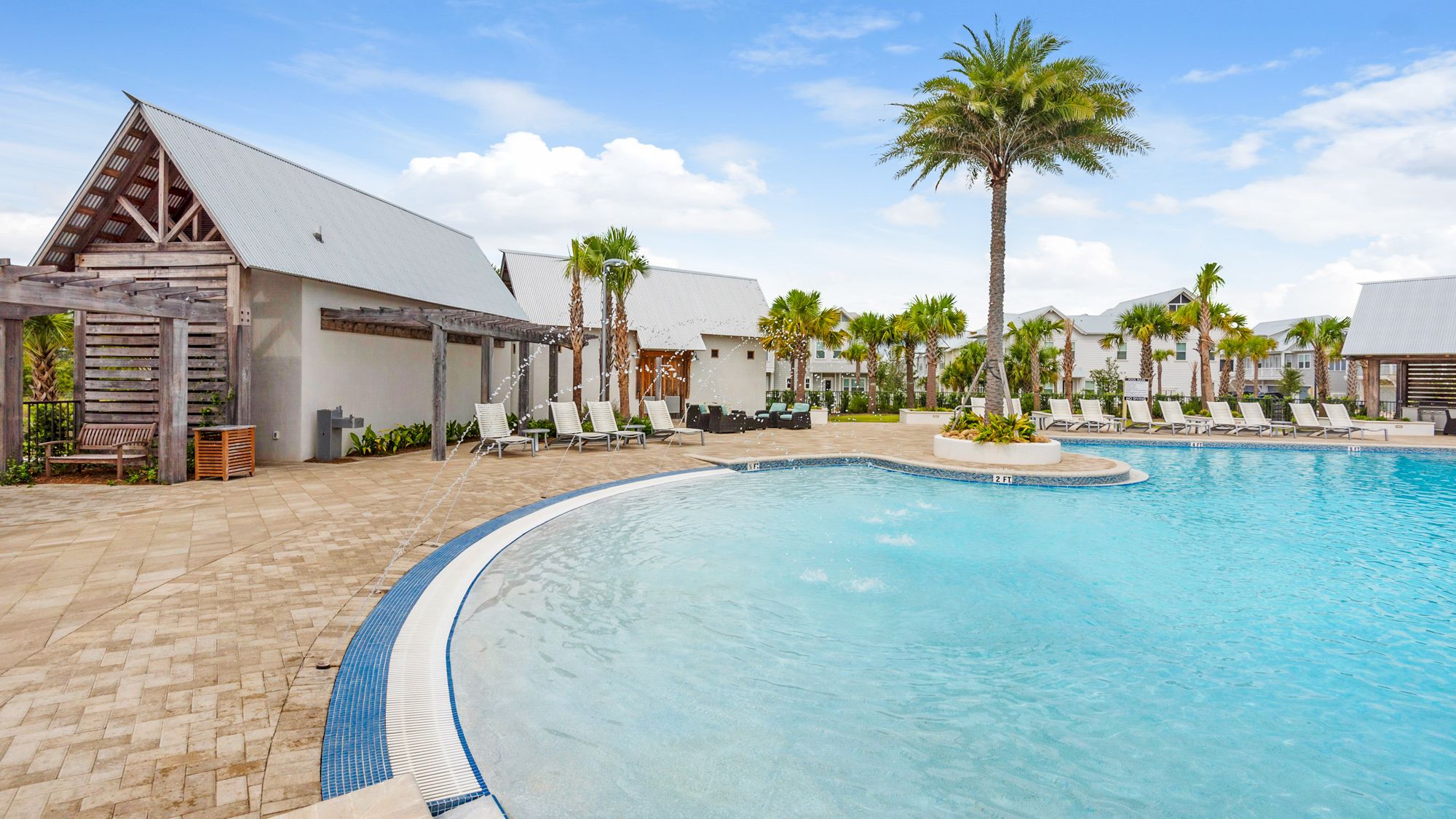 Prominence Neighborhood and Amenities