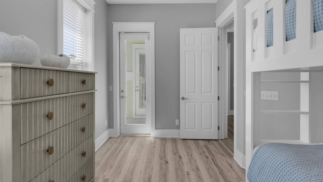 Sweet Retreat - 2nd Floor Bunk room Sweet Retreat - 2nd Floor Bunk room