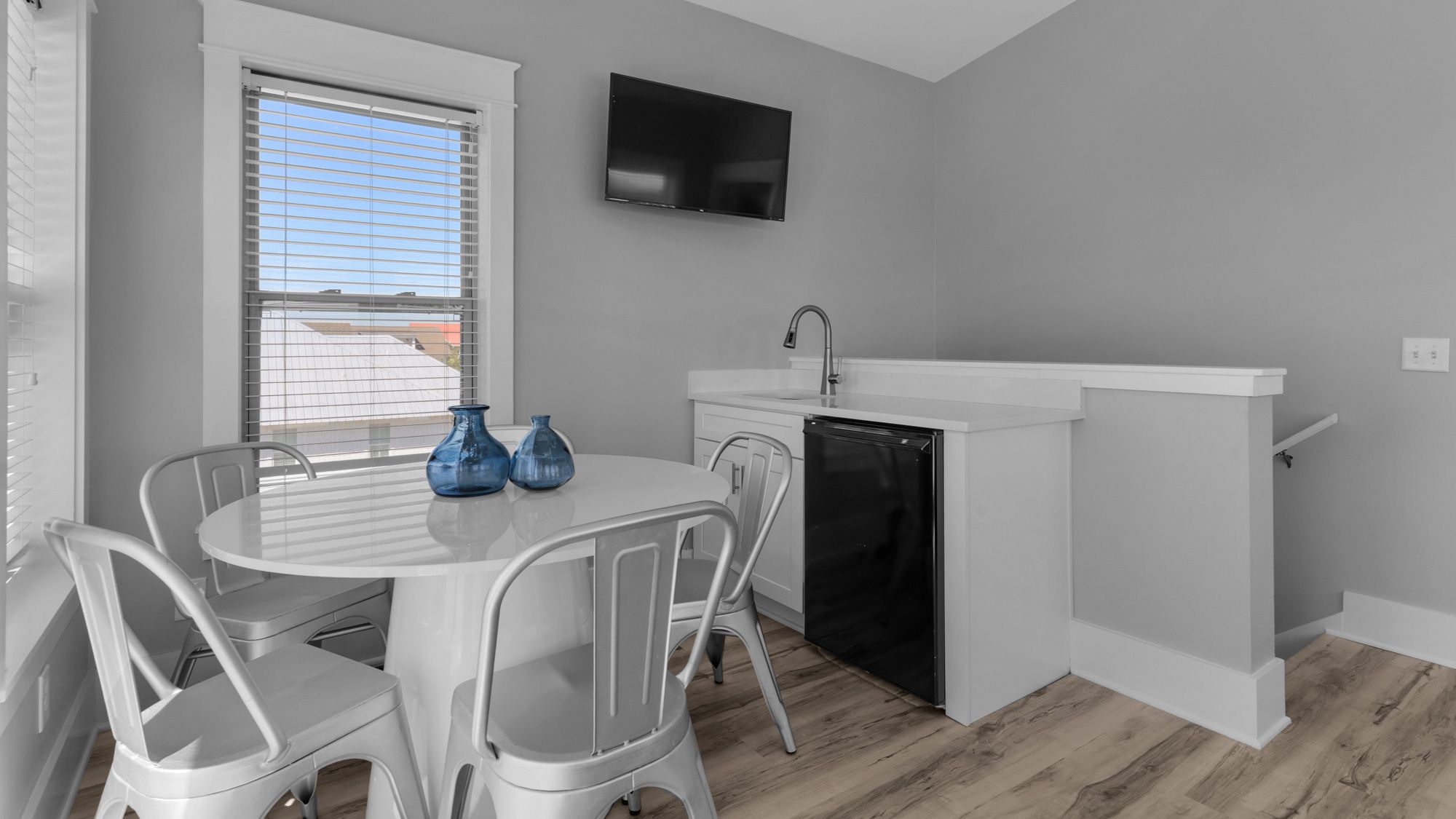 Sweet Retreat - 3rd Floor Wet Bar