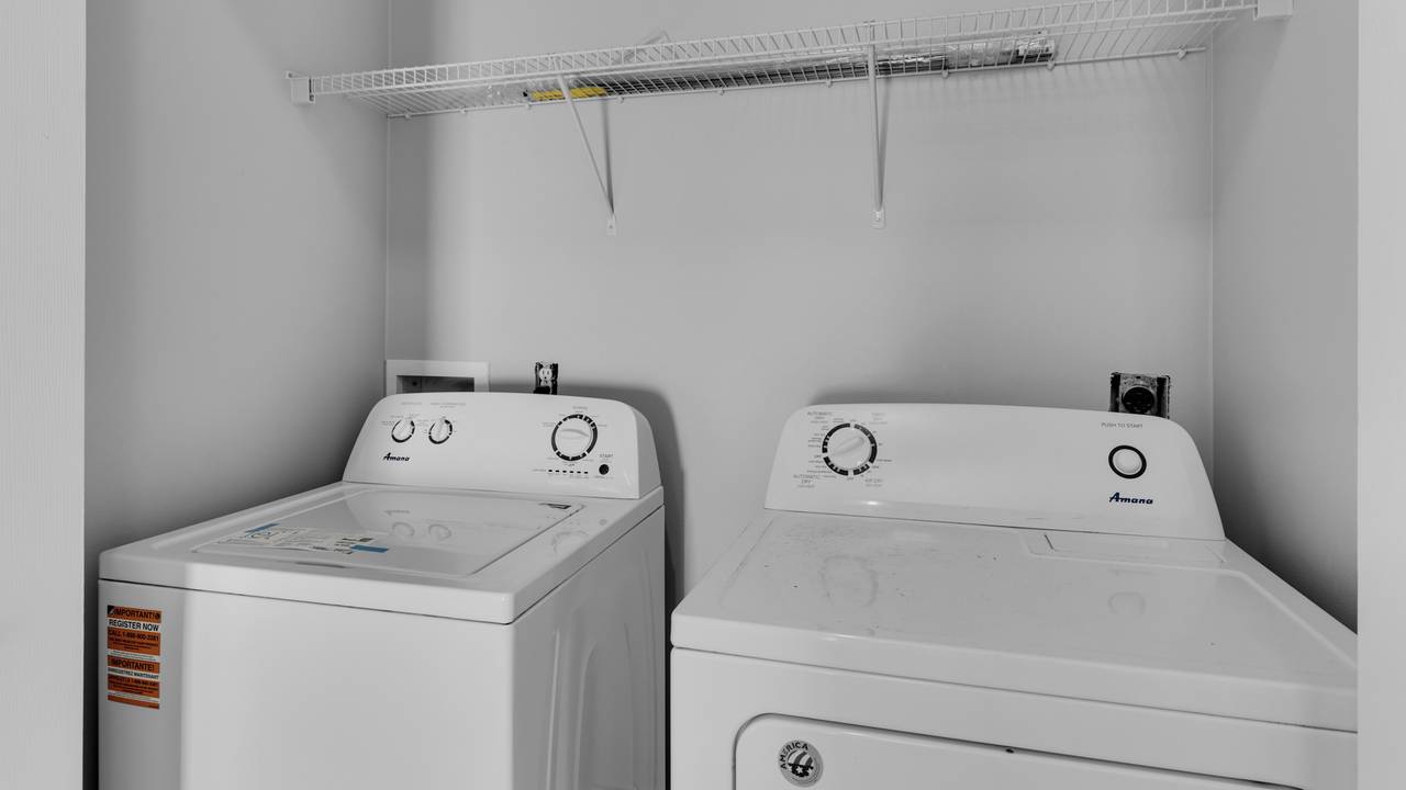 Sweet Retreat - 2nd Floor Laundry room Sweet Retreat - 2nd Floor Laundry room