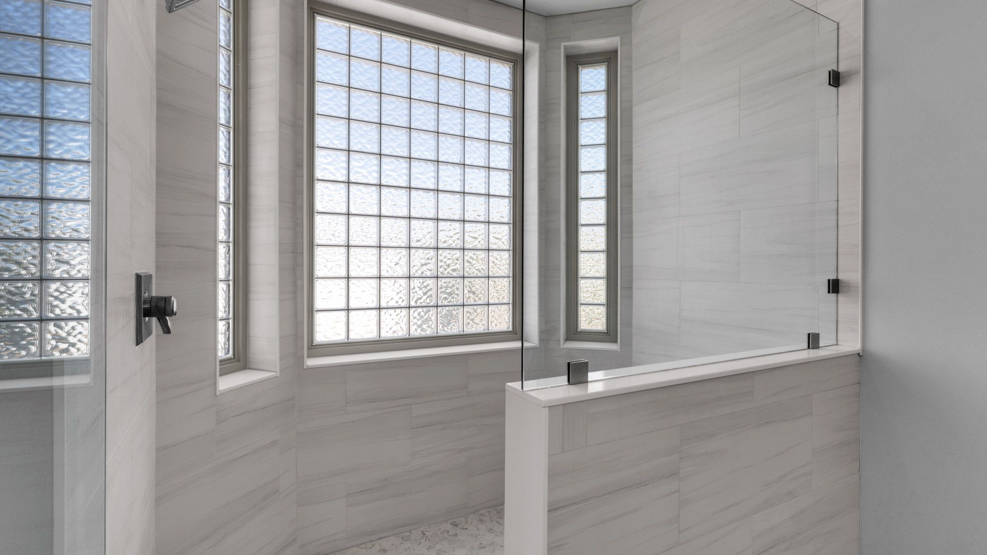 Sweet Retreat - 2nd Floor Master's Bathroom