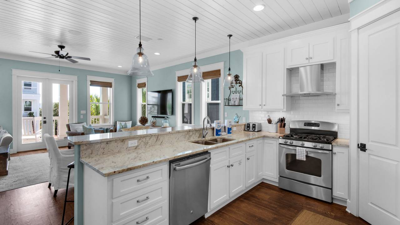 Royal Seaview: 2nd Floor Kitchen area Royal Seaview: 2nd Floor Kitchen area