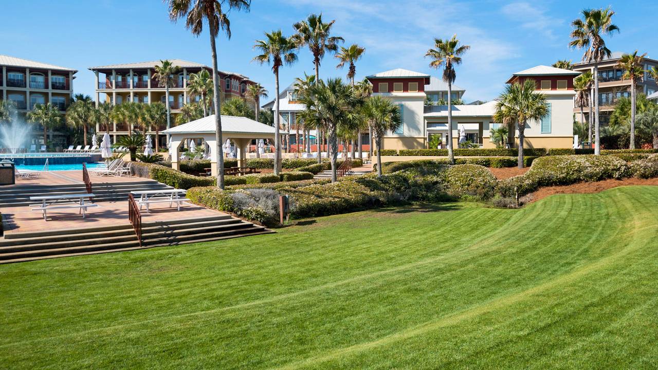 SeaCrest Beach Grounds and Amenities SeaCrest Beach Grounds and Amenities