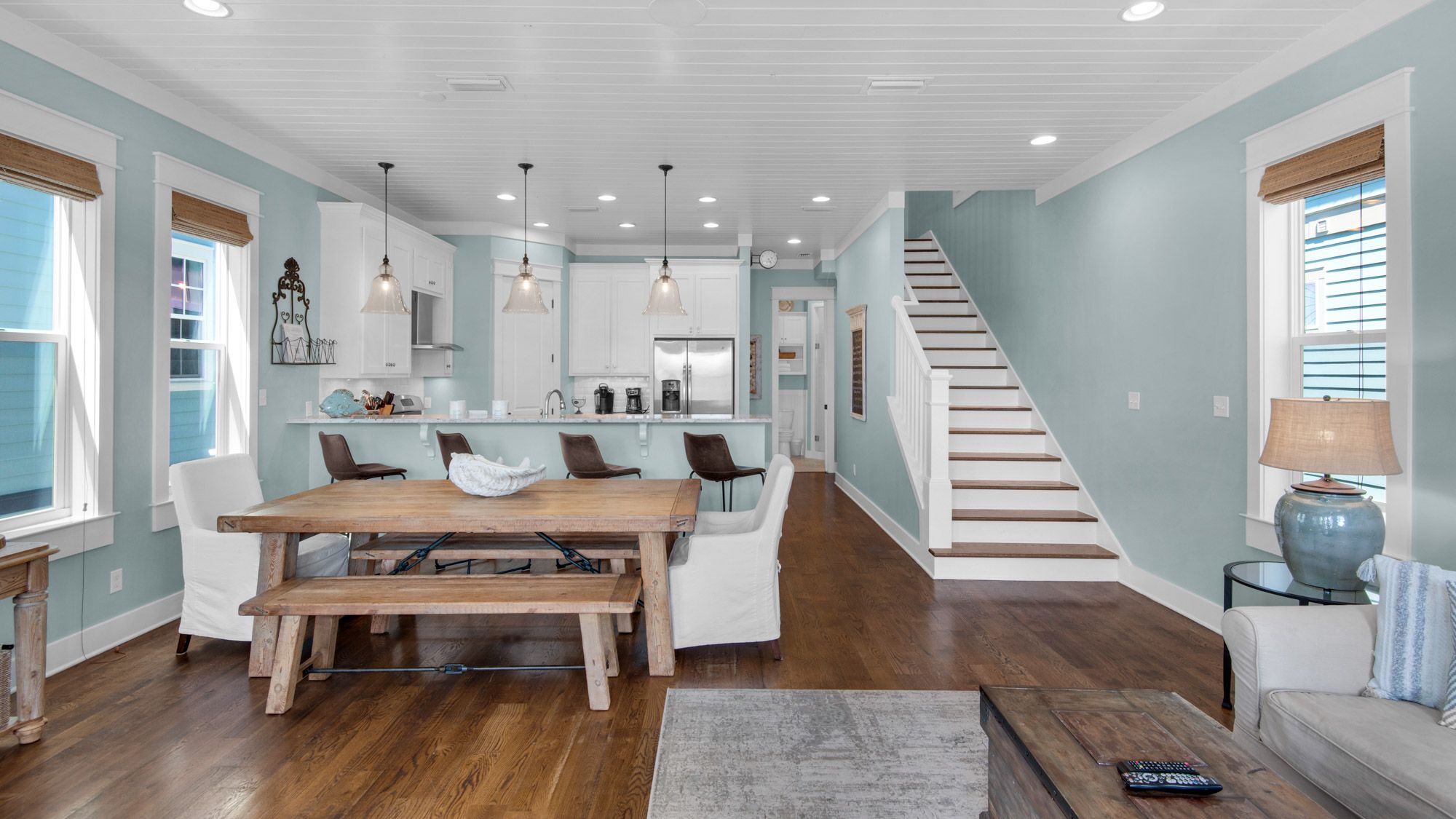 Royal Seaview: 2nd Floor Kitchen, Dining & Upstairs to 3rd Floor