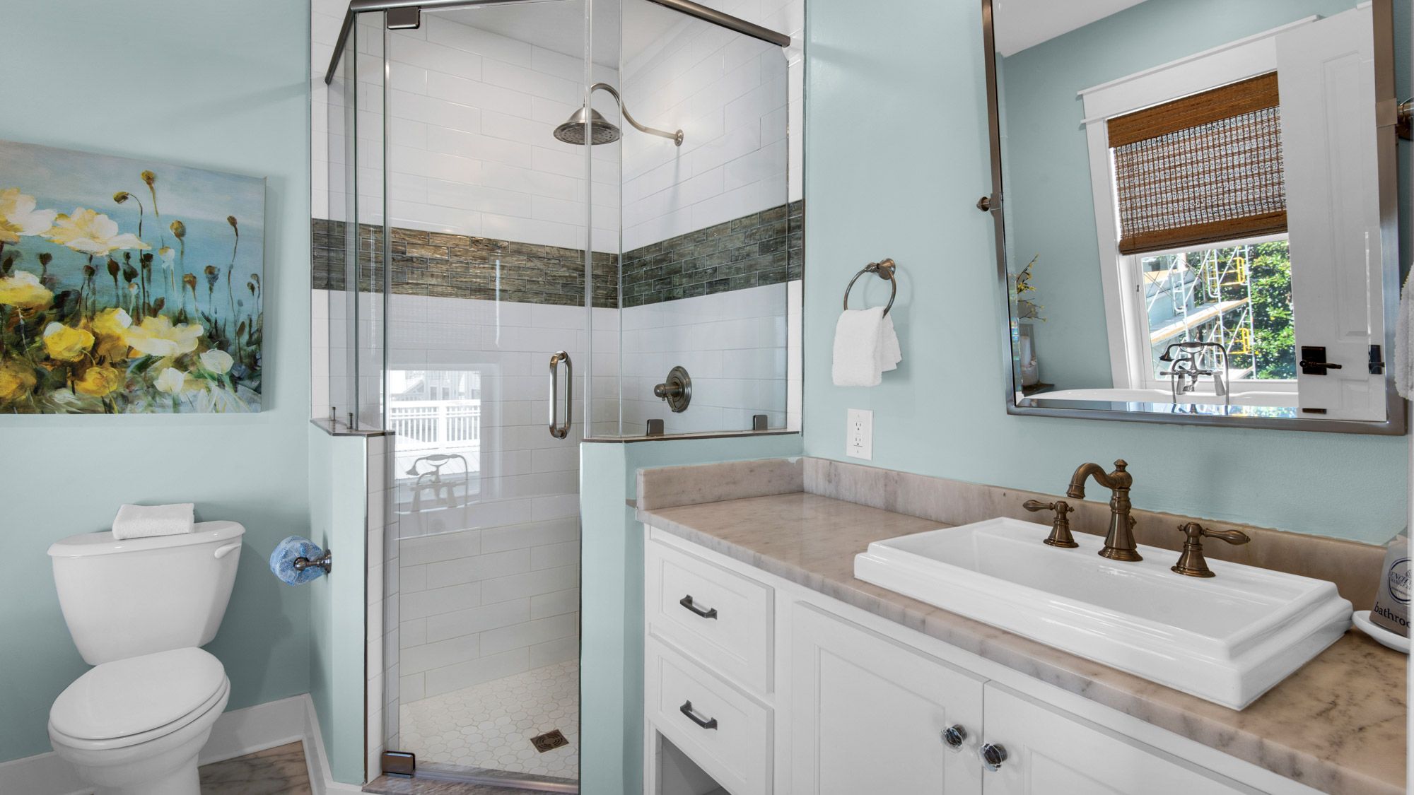 Royal Seaview: 3rd Floor Bathroom 4