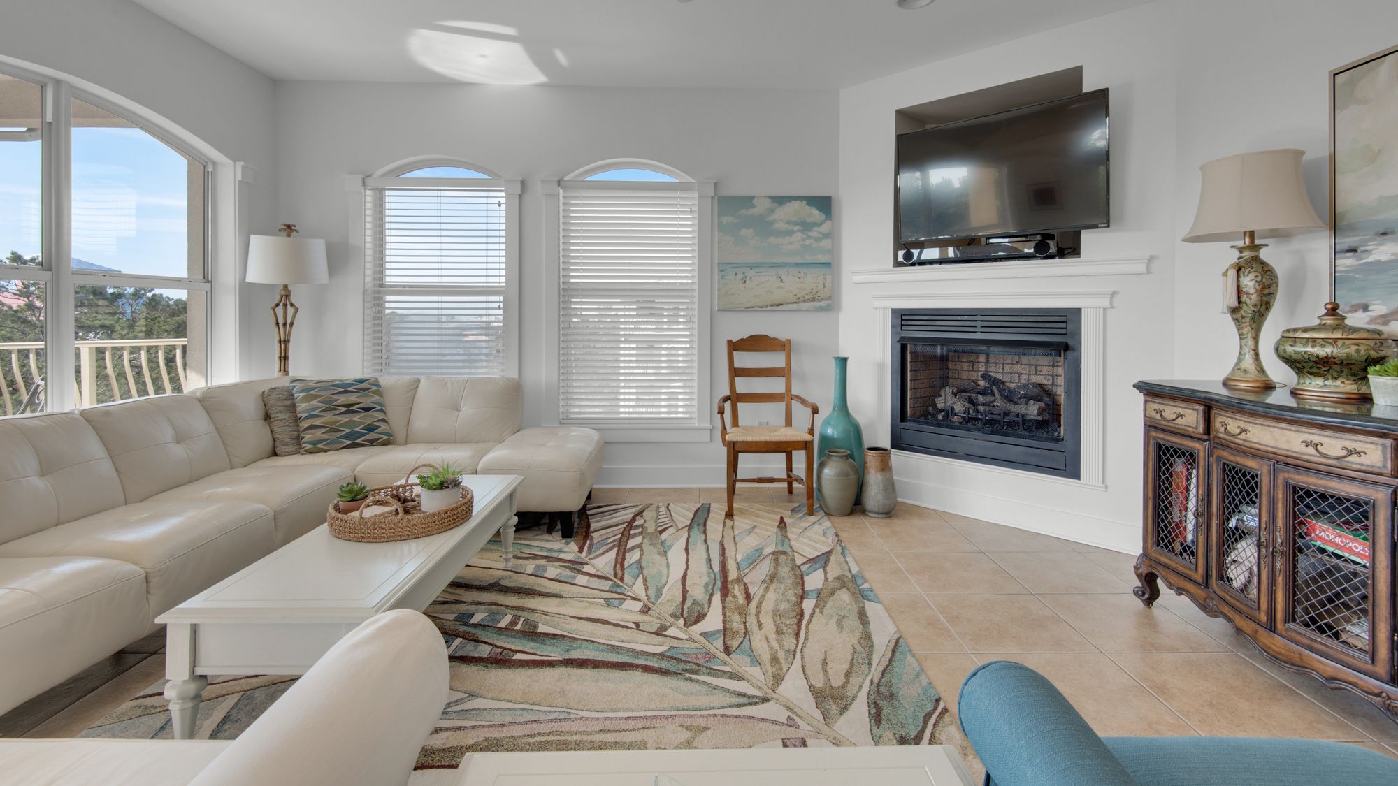 Seaview Villas A402 Living Area