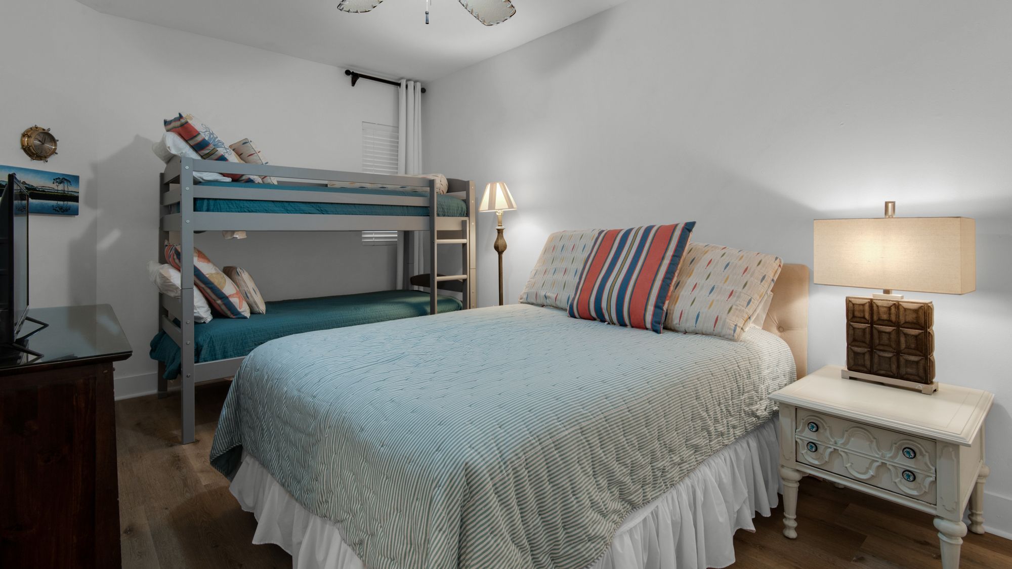 Seaview Villas Bedroom 3 with Queen and Twin Bunks