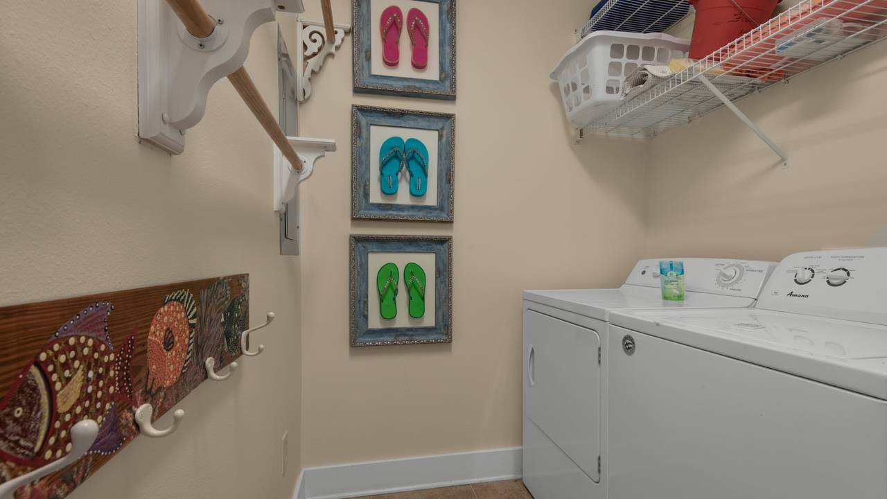 Seaview Villas A402 Laundry Seaview Villas A402 Laundry