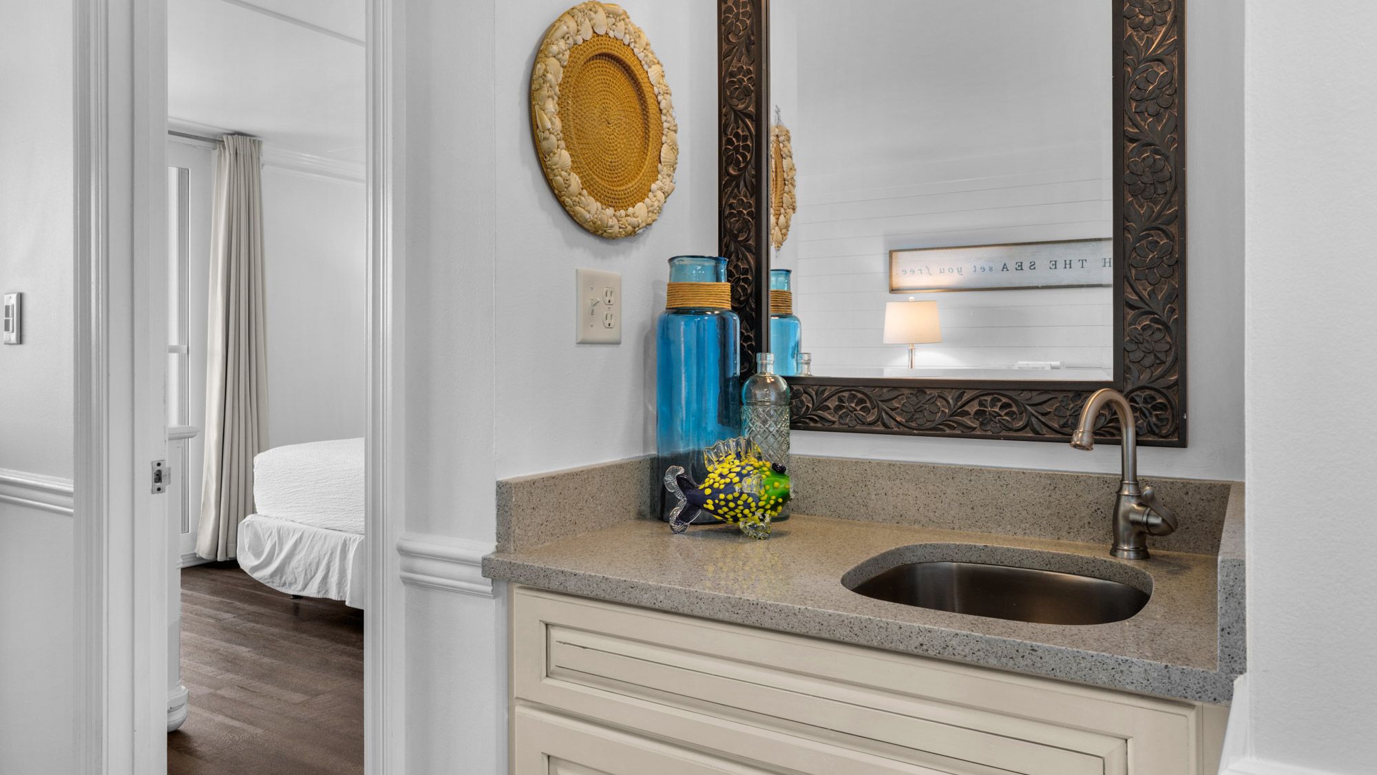 BeachCrest 102 - Sink