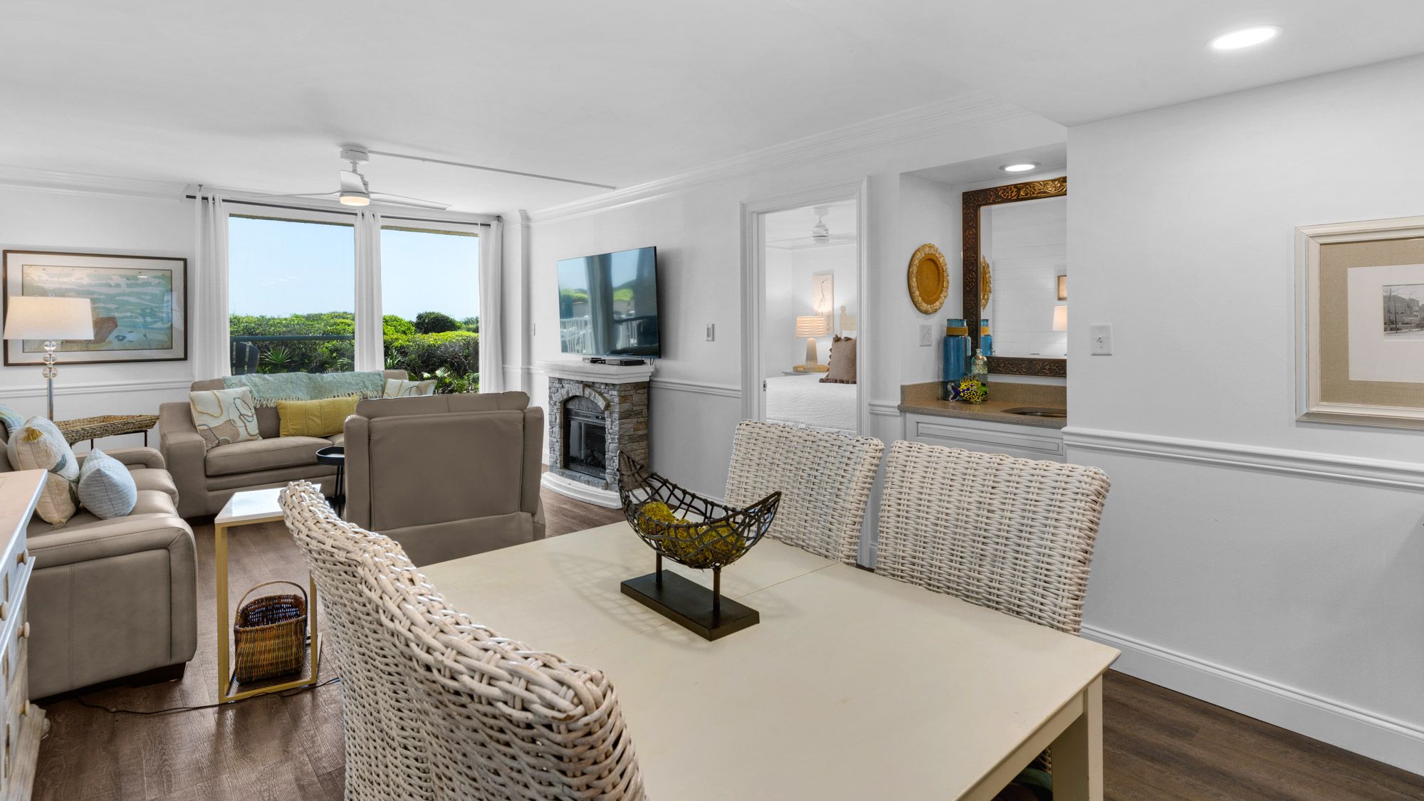 BeachCrest 102 - Dining into Living Area