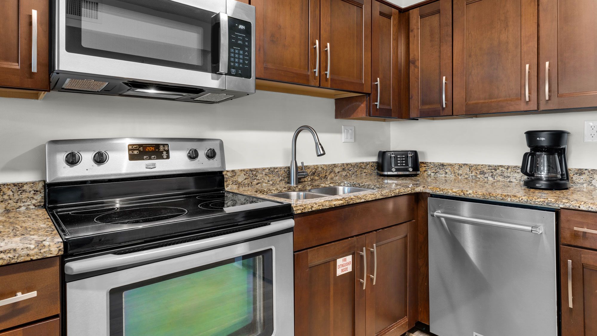 BeachCrest 103 Kitchen area