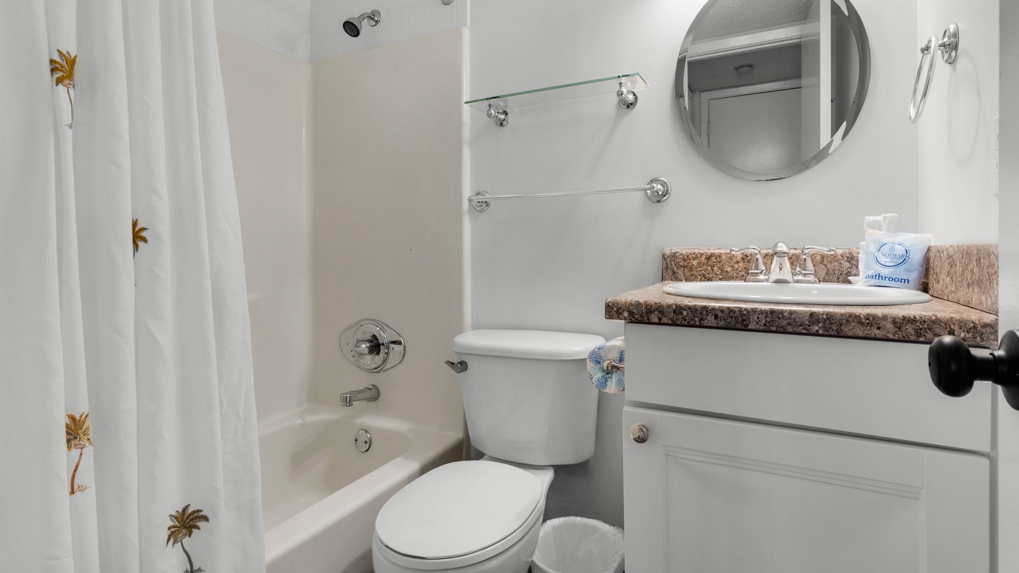 BeachCrest 103 Guest Bathroom