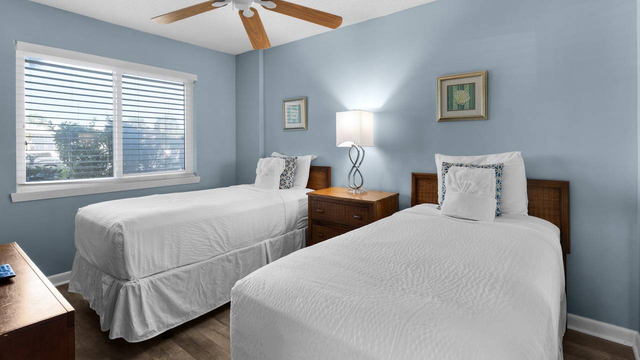 BeachCrest 103 Guest Bedroom BeachCrest 103 Guest Bedroom