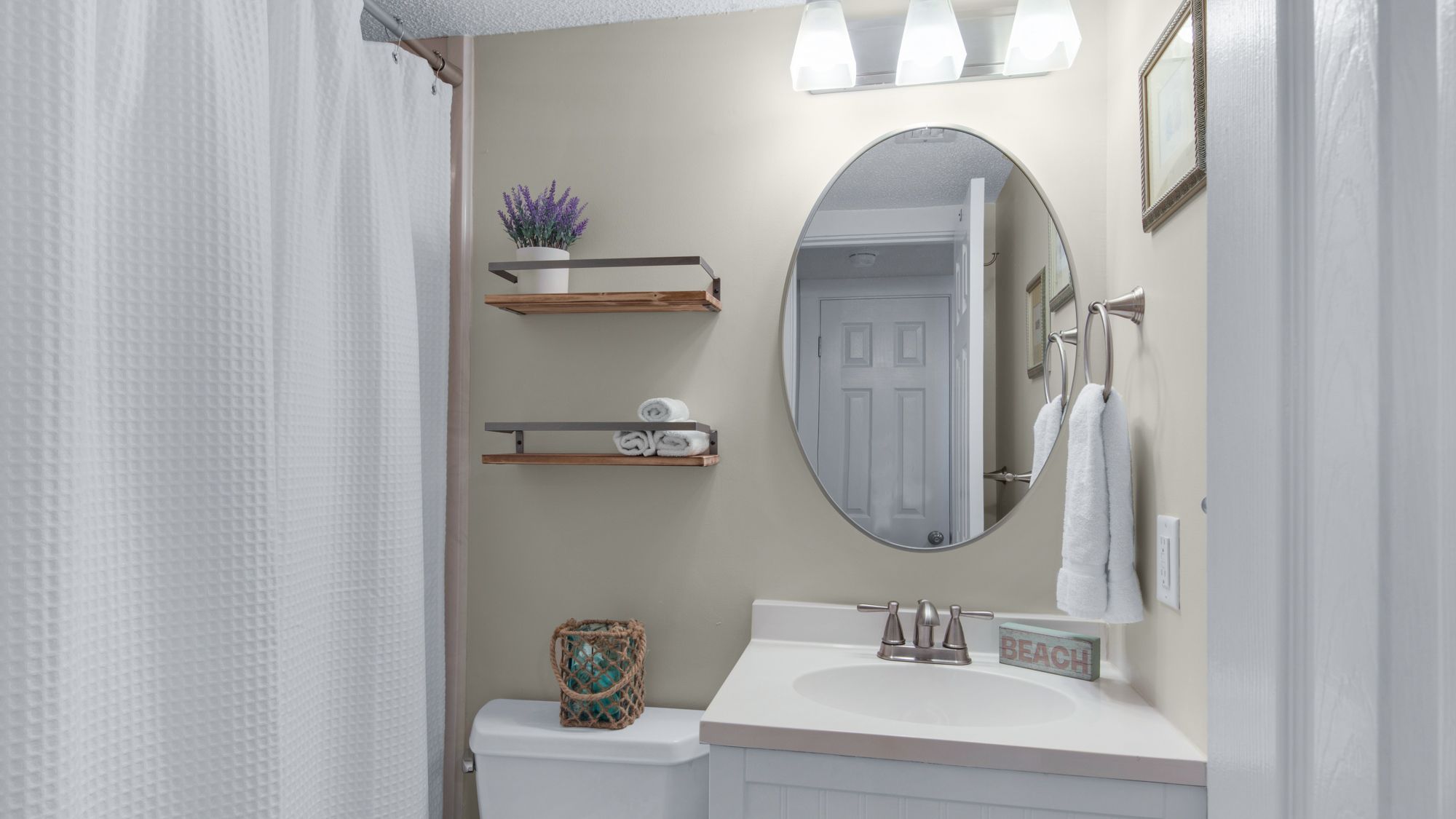 BeachCrest 205 Bathroom