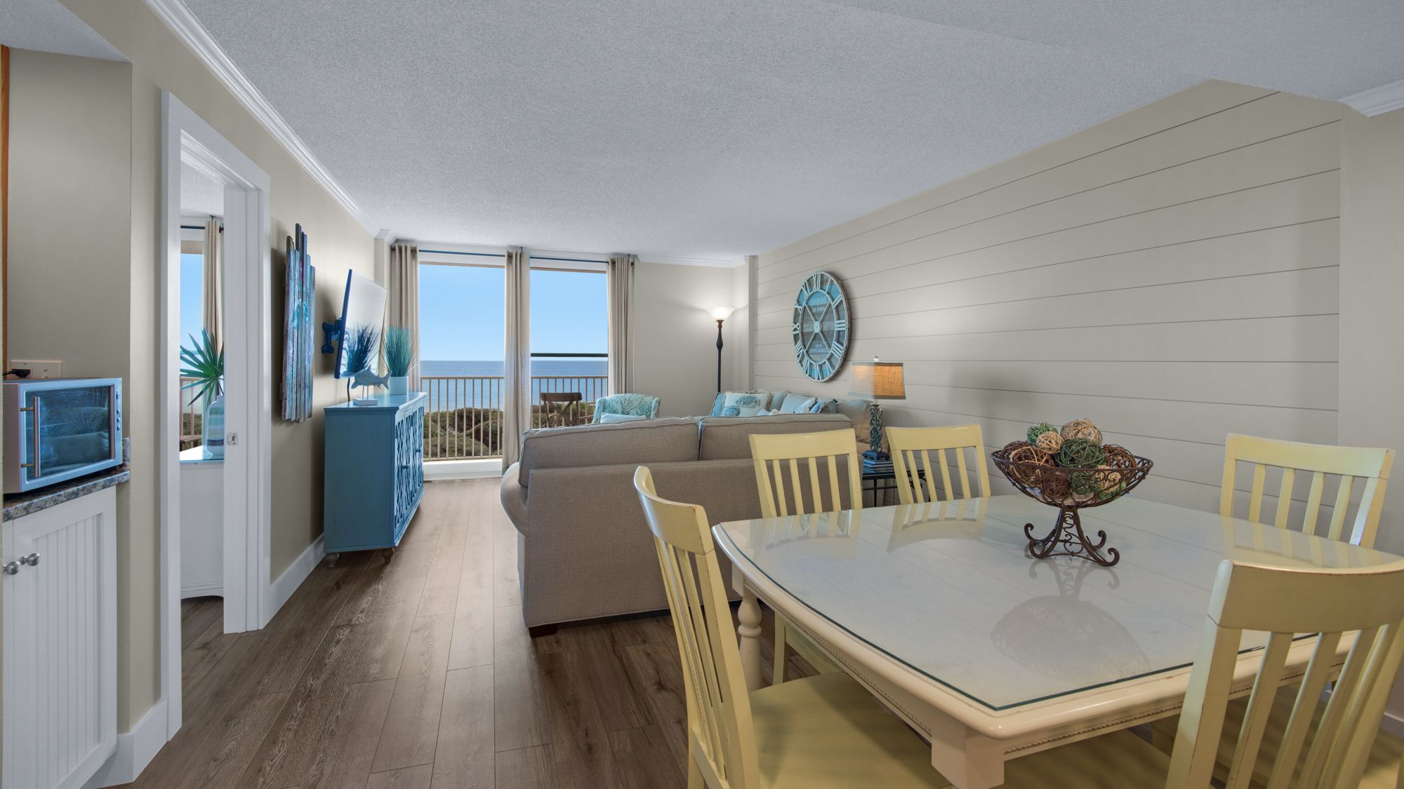 BeachCrest 205 Dining Table, Living Area and Ocean View
