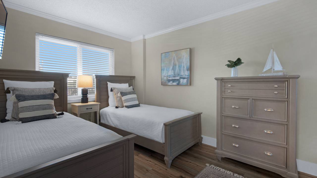 BeachCrest 205 Two Twin Beds BeachCrest 205 Two Twin Beds