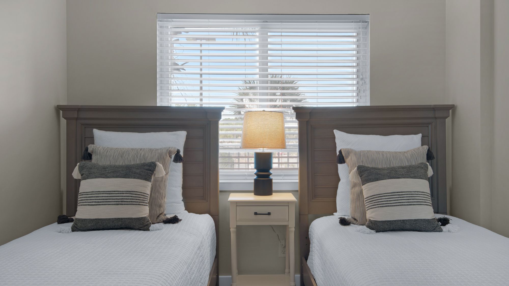 BeachCrest 205 Two Twin Beds