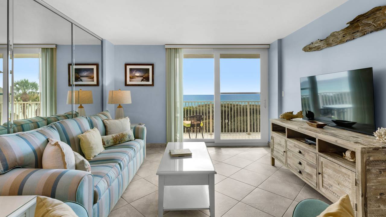 BeachCrest 206 Living area BeachCrest 206 Living area