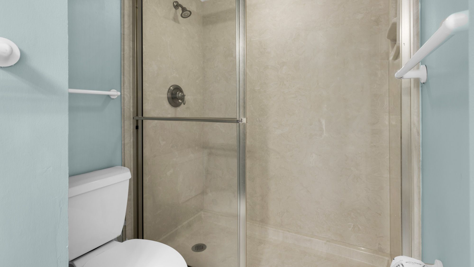 BeachCrest 301 Primary Bathroom