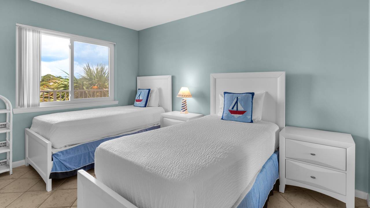 BeachCrest 301 Guest Bedroom BeachCrest 301 Guest Bedroom