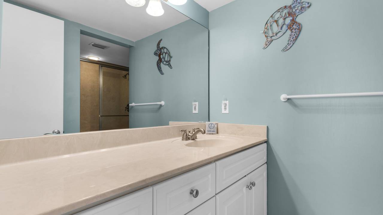BeachCrest 301 Primary Bathroom BeachCrest 301 Primary Bathroom