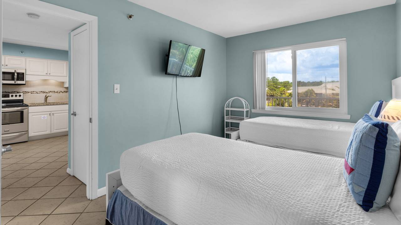 BeachCrest 301 Guest Bedroom BeachCrest 301 Guest Bedroom