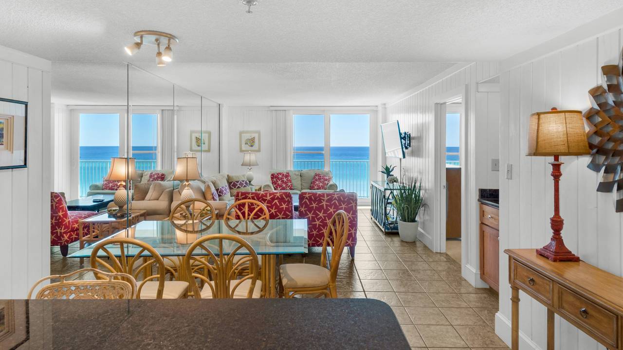 BeachCrest 304 Living Room BeachCrest 304 Living Room