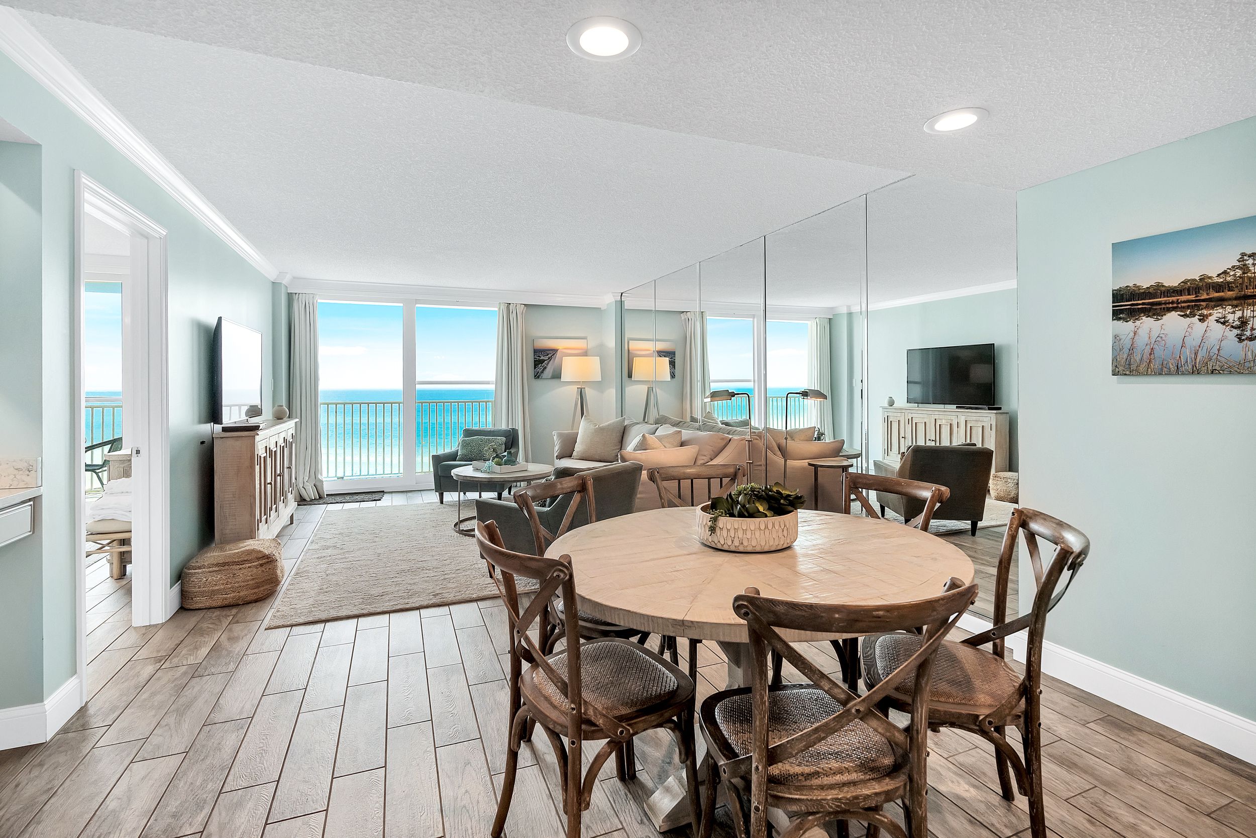 BeachCrest 305 Dining Table and Living Area with Gulf View