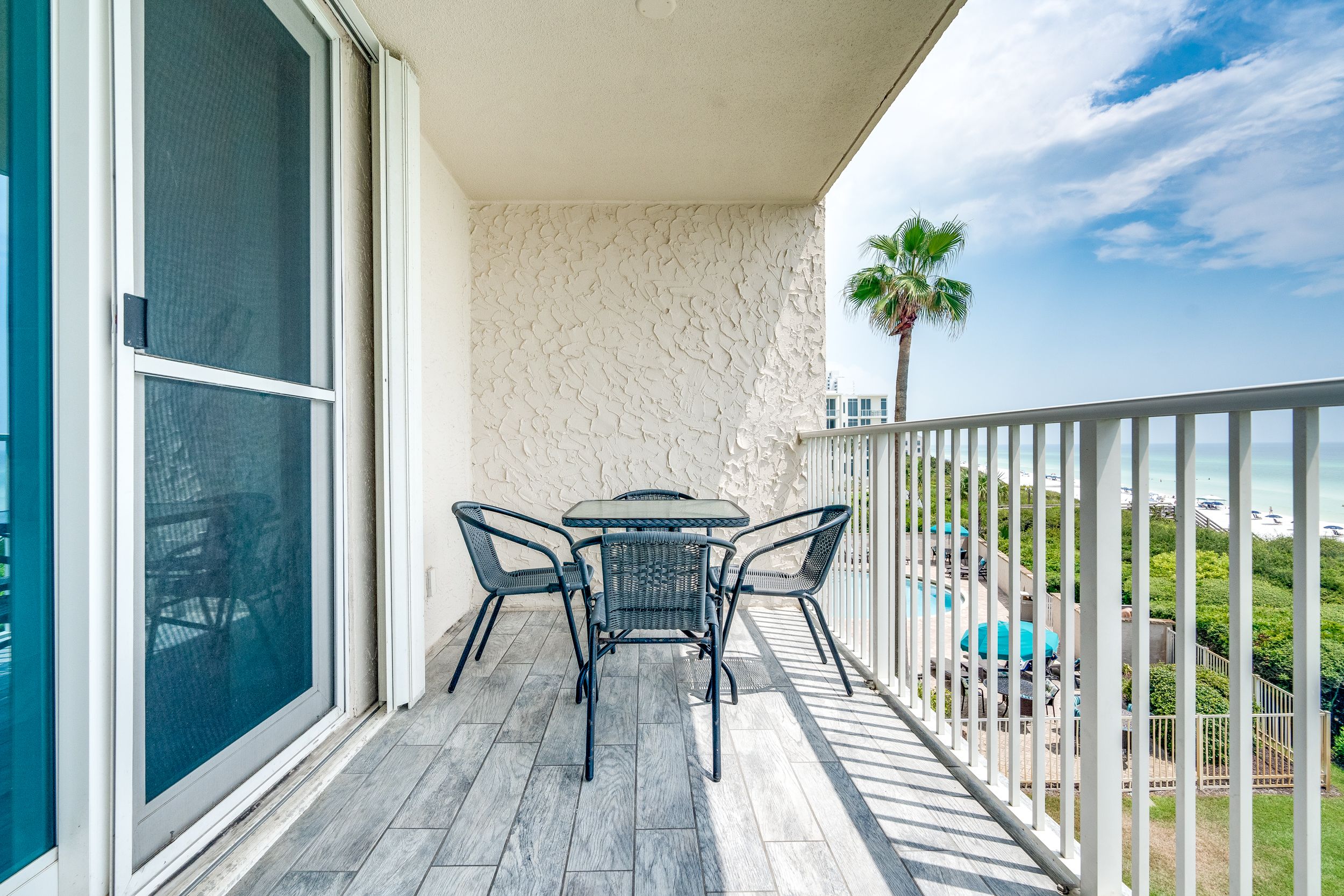 BeachCrest 305 Balcony