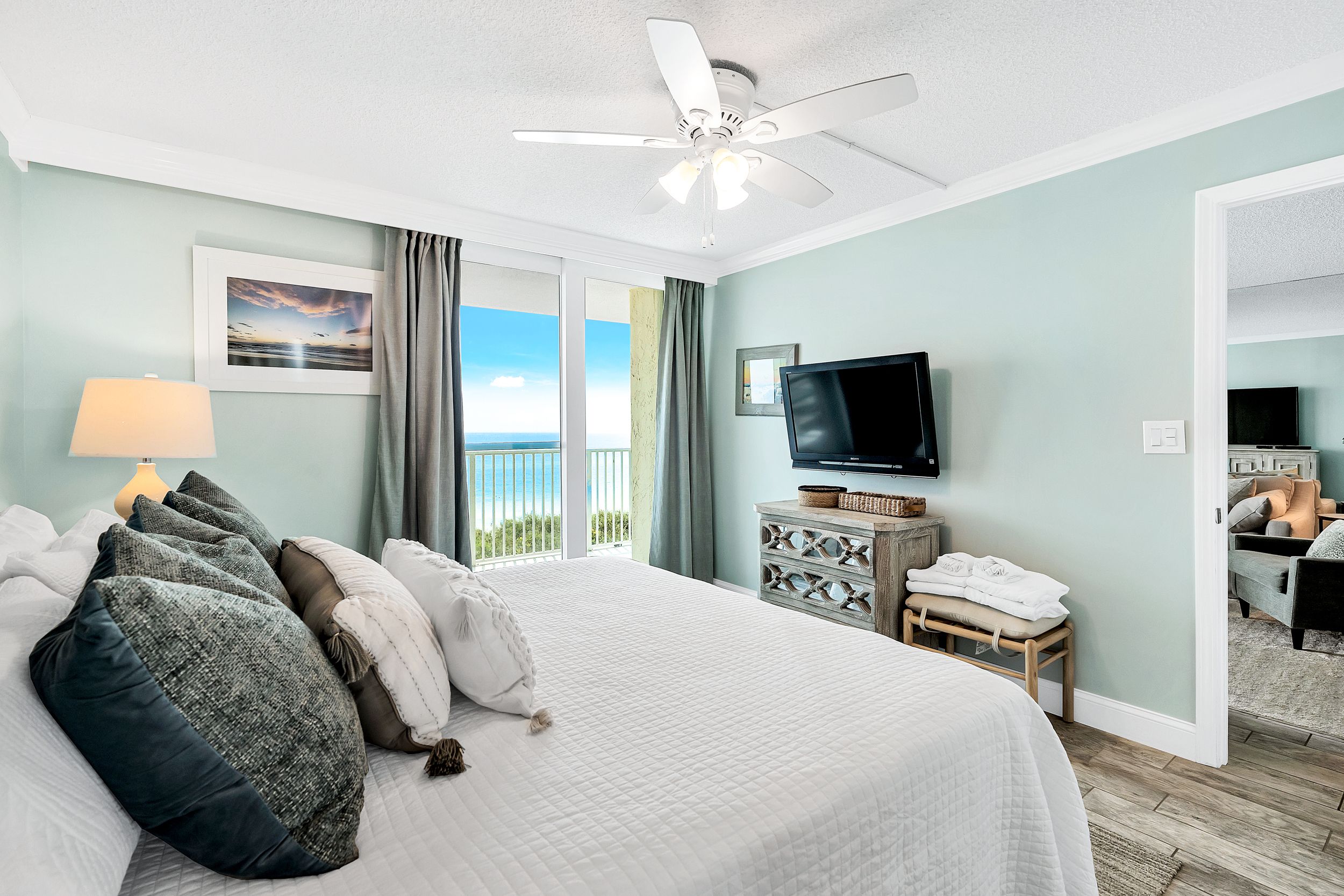 BeachCrest 305 Bedroom with Gulf View