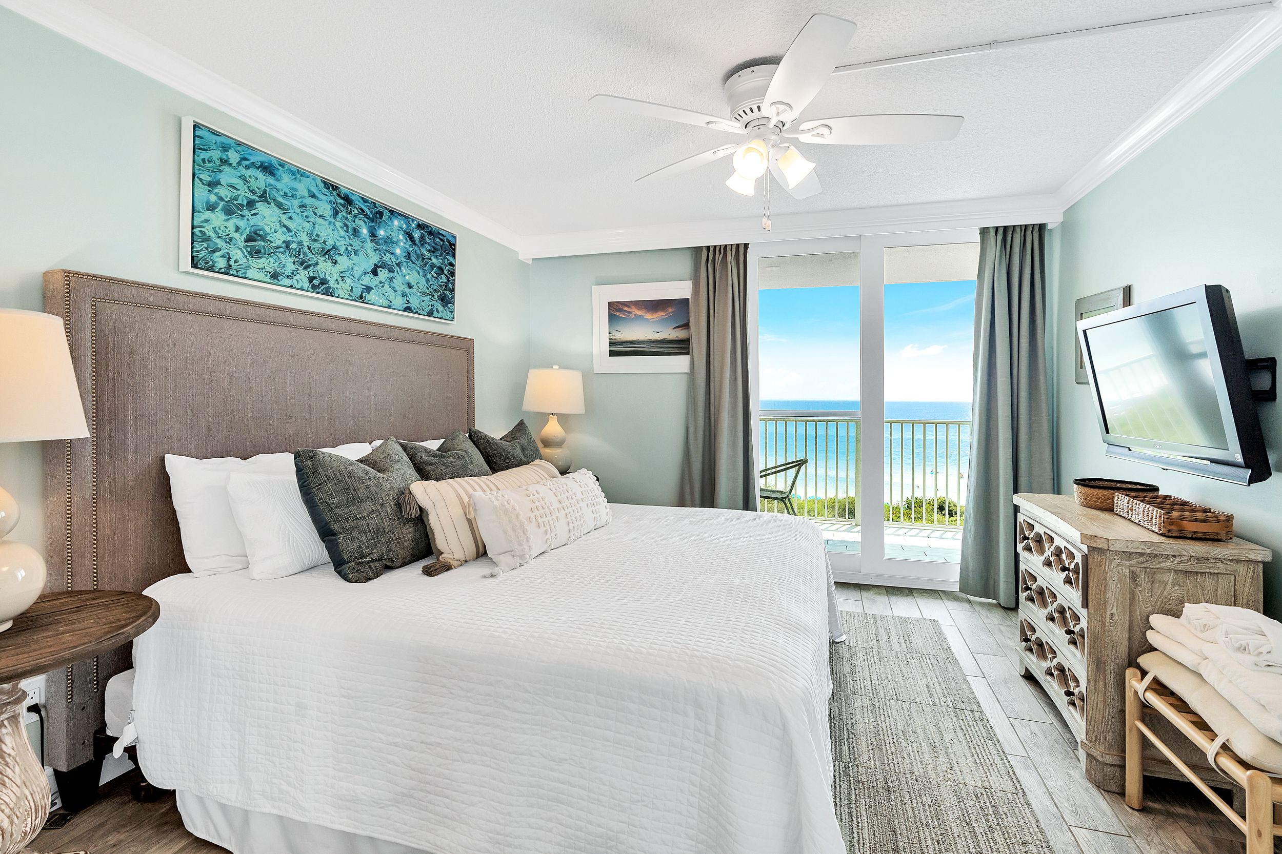 BeachCrest 305 Bedroom with Gulf View