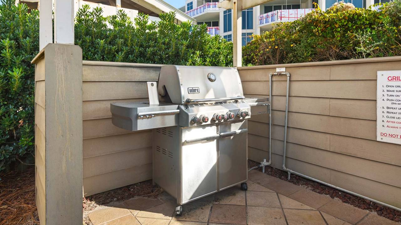 BeachCrest Grilling Area BeachCrest Grilling Area