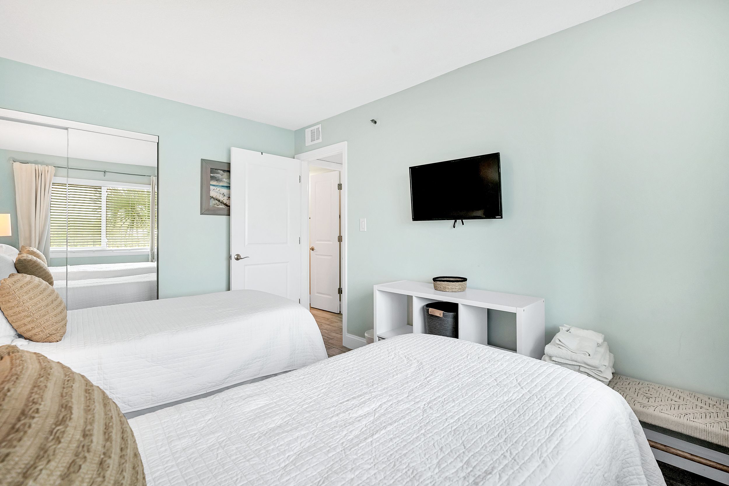 BeachCrest 305 Bedroom