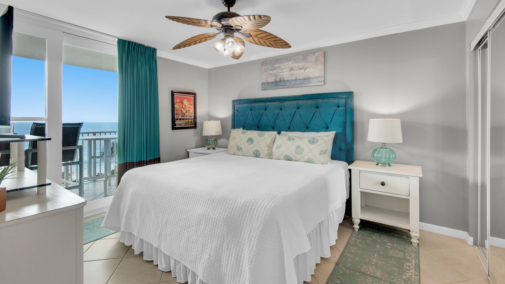 BeachCrest 306 King Master Bedroom