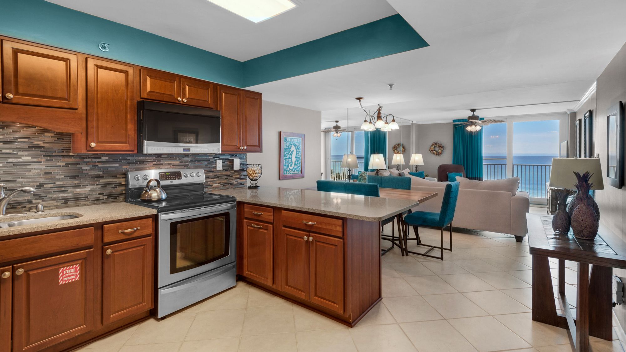 BeachCrest 306 Kitchen