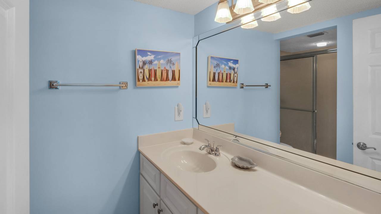 BeachCrest 404 Master Bathroom BeachCrest 404 Master Bathroom