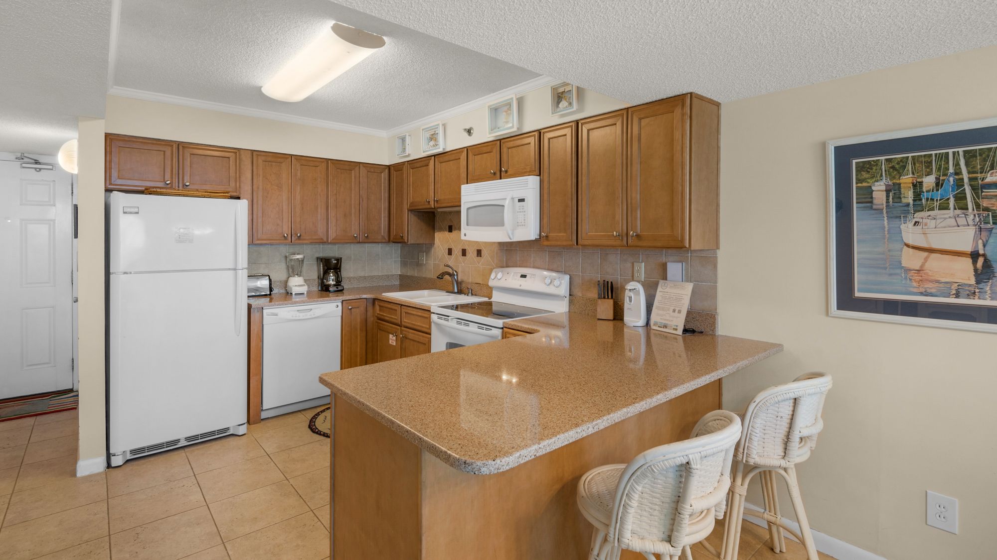 BeachCrest 404 Kitchen