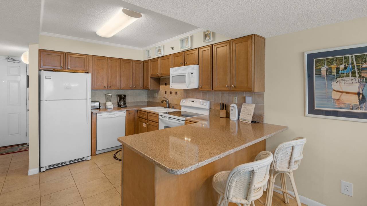 BeachCrest 404 Kitchen BeachCrest 404 Kitchen