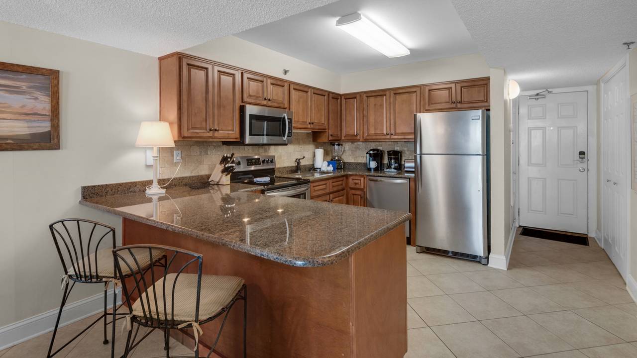 BeachCrest 405 Kitchen BeachCrest 405 Kitchen