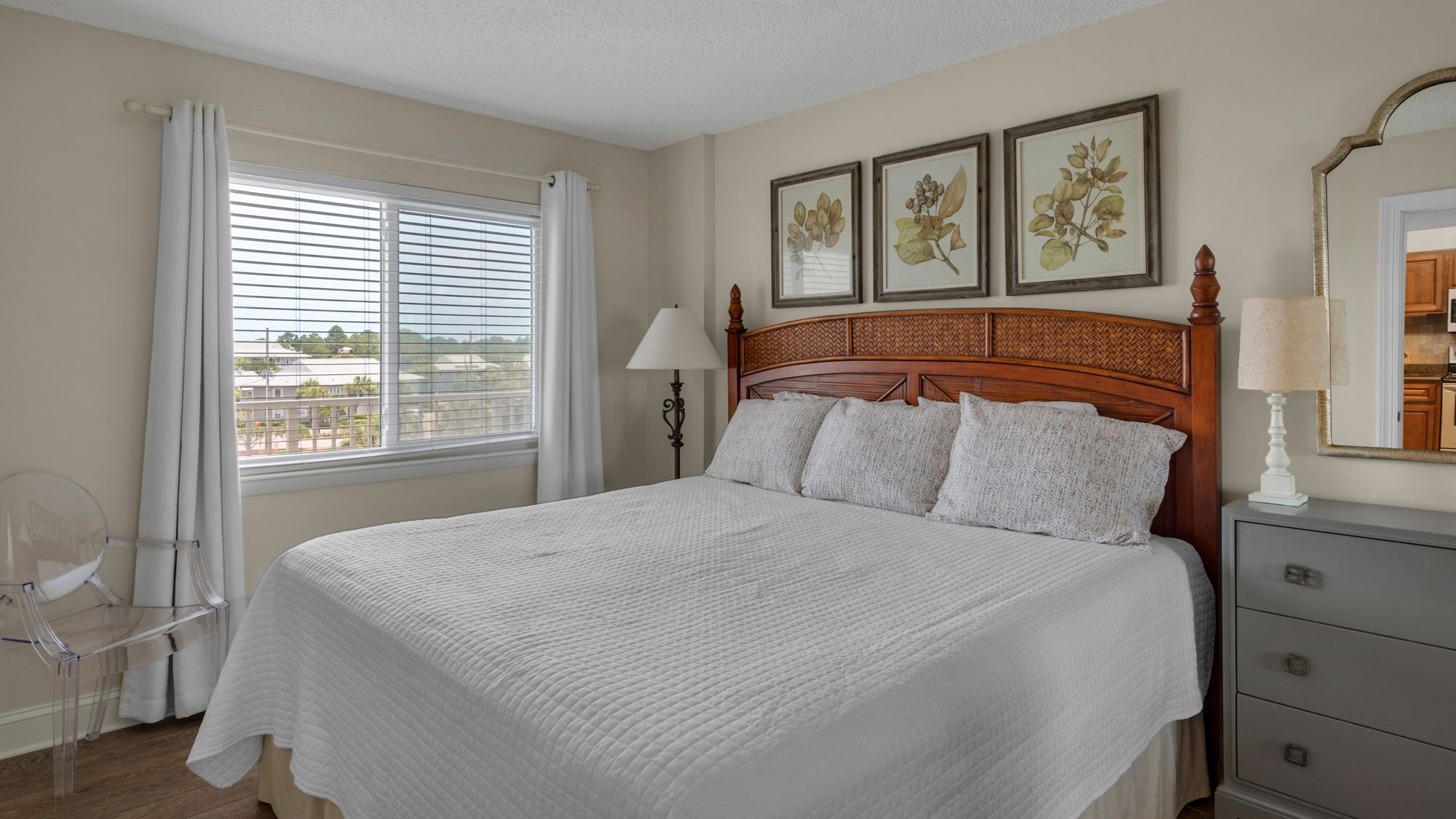 BeachCrest 405 Bedroom