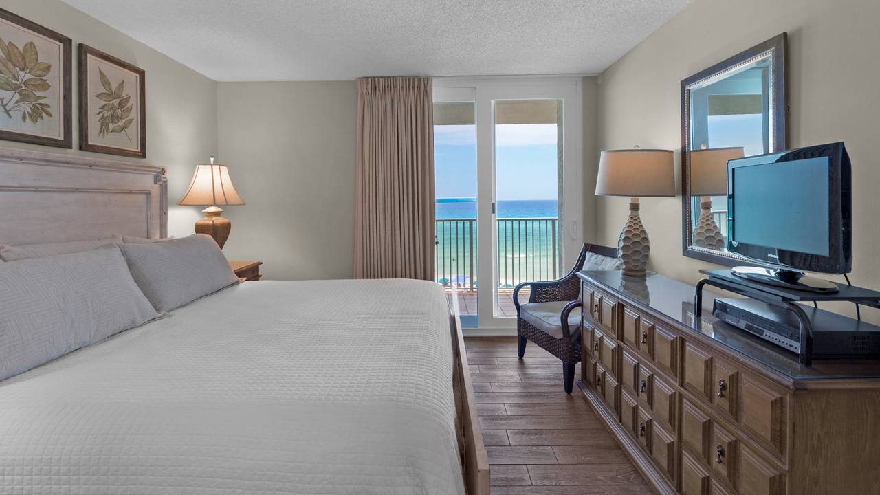 BeachCrest 405 Bedroom with Gulf View BeachCrest 405 Bedroom with Gulf View